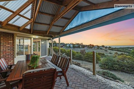 39 Lighthouse Dr, Hallett Cove, SA 5158