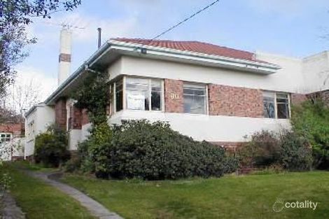 Property photo of 30 St Helens Road Hawthorn East VIC 3123