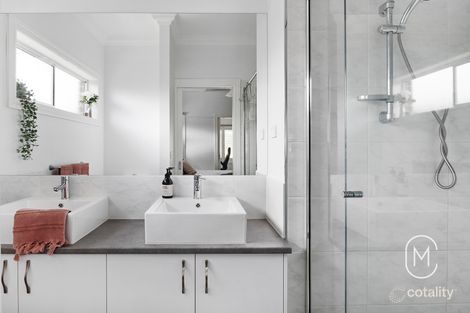 14 Lone Pine Dr, Mernda, VIC 3754