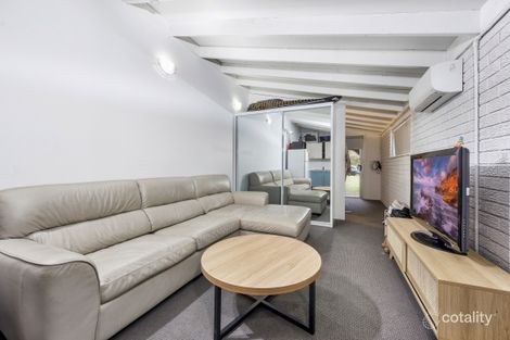 Property photo of 21 Karamarra Road Engadine NSW 2233