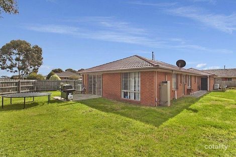 Property photo of 16 Suaad Court Cranbourne West VIC 3977