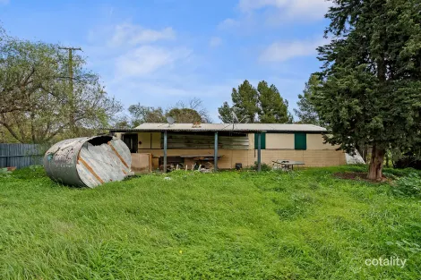 Property photo of 14 Terminus Street Hoyleton SA 5453