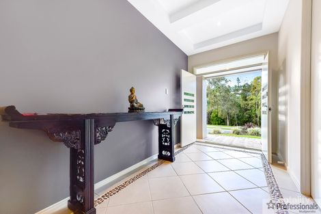 Property photo of 8 Kanangra Crescent Pacific Pines QLD 4211