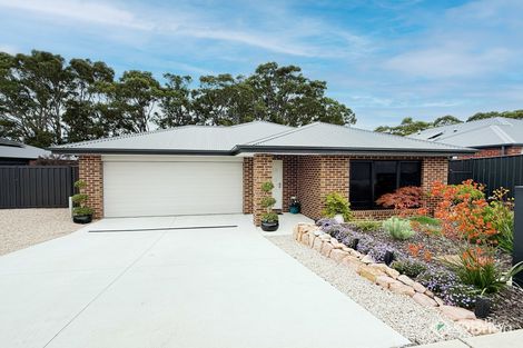 Property photo of 19 Houghton Crescent Eagle Point VIC 3878