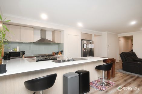 Property photo of 19 Houghton Crescent Eagle Point VIC 3878