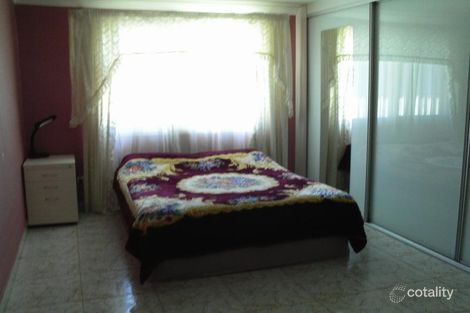 Property photo of 17 Gabo Crescent Sadleir NSW 2168
