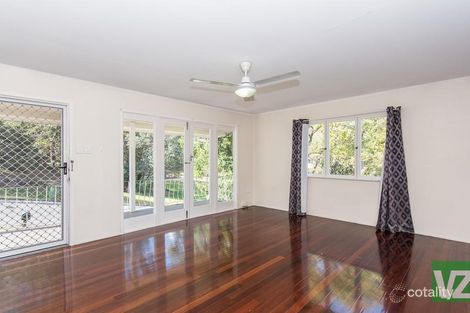 22 Wandearah Cres, Ferny Hills, QLD 4055