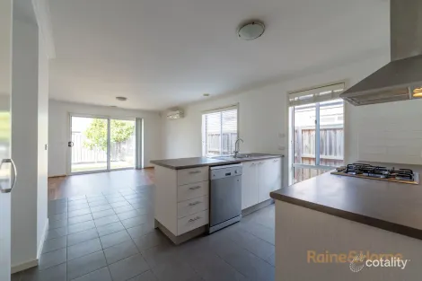 Property photo of 11 Rayfield Road Mernda VIC 3754