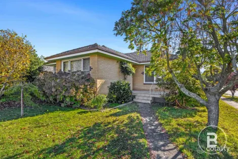 6 Hastings St, Wendouree, VIC 3355