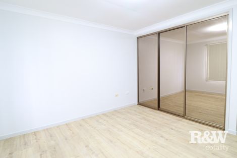 Property photo of 2 Redfern Glen St Clair NSW 2759