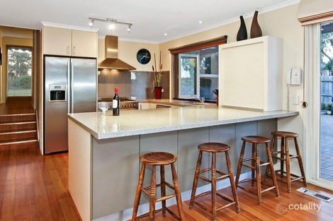 Property photo of 4 Knights Drive Glen Waverley VIC 3150