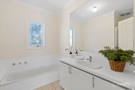 Property photo of 4 Karoo Road Rowville VIC 3178