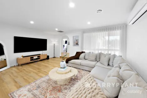 Property photo of 4 Chetwyn Drive Kings Park VIC 3021