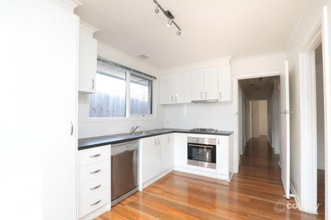 Property photo of 1/32 Higgins Road Bentleigh VIC 3204