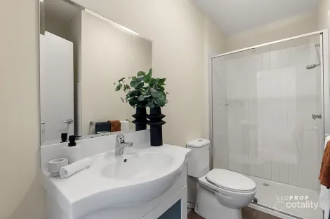 Property photo of 26/41 Railway Avenue Oakleigh VIC 3166