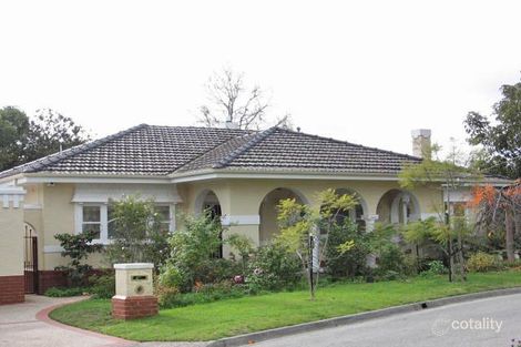 Property photo of 1 Hilary Grove Glen Iris VIC 3146