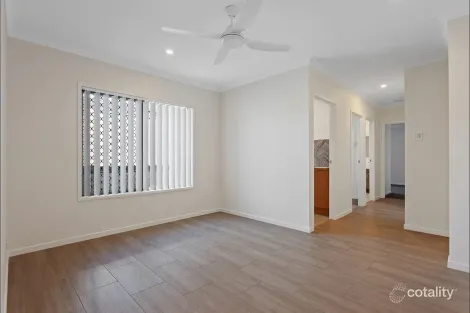 Property photo of 1 Shoalhaven Plainland QLD 4341