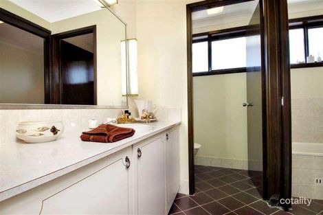 Property photo of 25 Fishburn Crescent Castle Hill NSW 2154