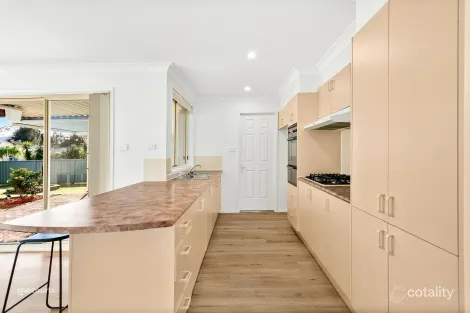 Property photo of 128 Avondale Road Avondale NSW 2530