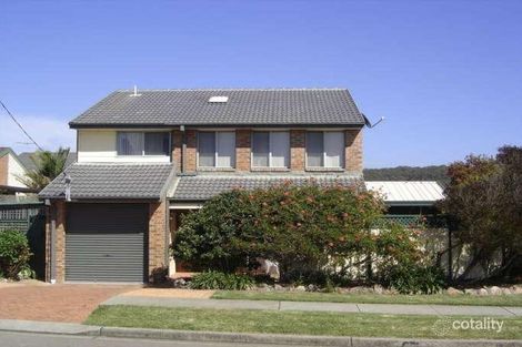 Property photo of 48 Caves Beach Road Caves Beach NSW 2281