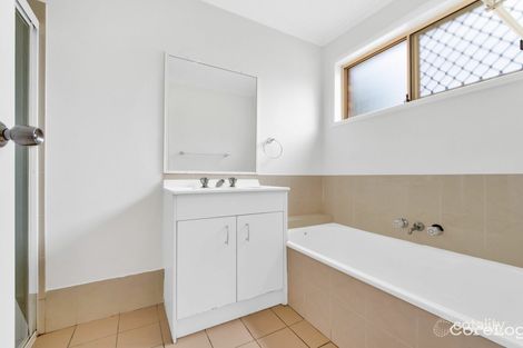 Property photo of 2/24 Mackellar Drive Nerang QLD 4211