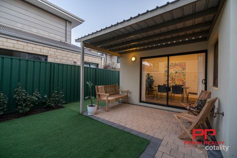 Property photo of 4/140 Fitzroy Road Rivervale WA 6103