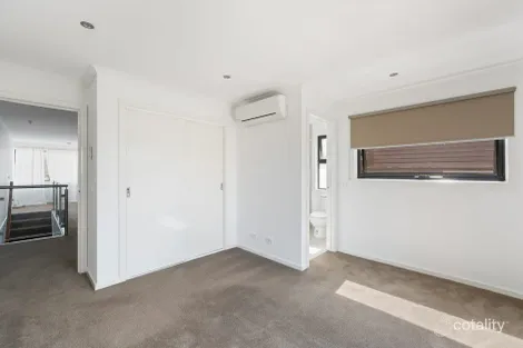 Property photo of 53B Thames Promenade Chelsea VIC 3196