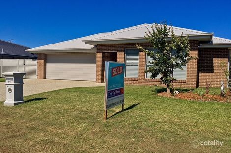 24 Martin Cct, Tea Gardens, NSW 2324