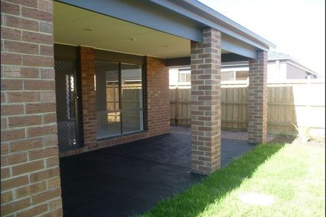 Property photo of 94 Mountainview Boulevard Cranbourne North VIC 3977