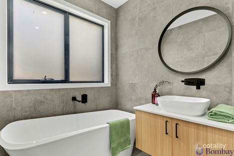 Property photo of 8 Attenborough Street Wollert VIC 3750