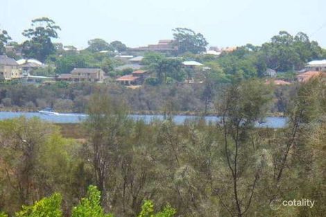 8a Waterway Cres, Ascot, WA 6104