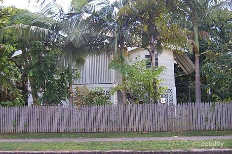 7 Surrey St, Hyde Park, QLD 4812