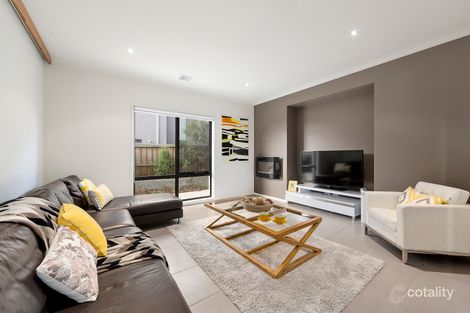 Property photo of 7 Barmah Place Waterways VIC 3195