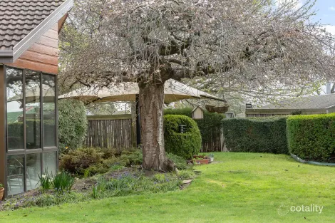 Property photo of 40 Barwing Crescent Riverside TAS 7250