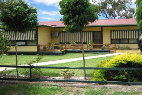 Property photo of 18 Eighth Street Bordertown SA 5268