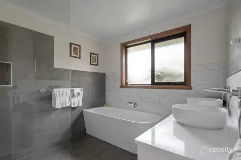 Property photo of 40 Barwing Crescent Riverside TAS 7250