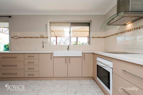 Property photo of 12 Lyrebird Square Ballajura WA 6066