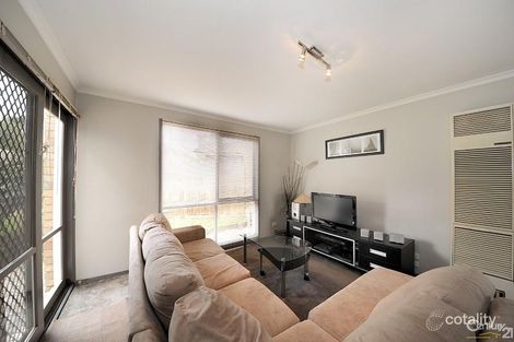 Property photo of 2/13 Wallowa Crescent Narre Warren VIC 3805