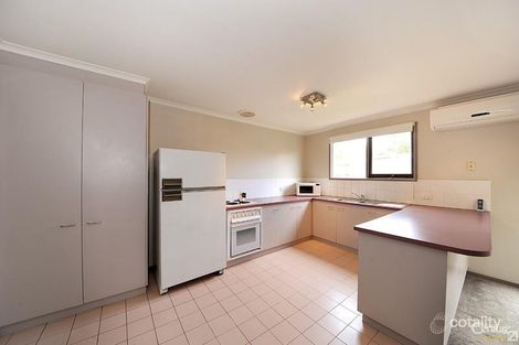 Property photo of 2/13 Wallowa Crescent Narre Warren VIC 3805