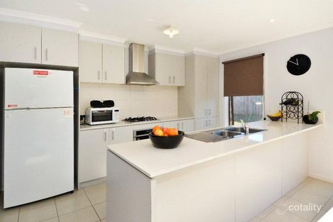 Property photo of 24 Curtain Drive Leopold VIC 3224