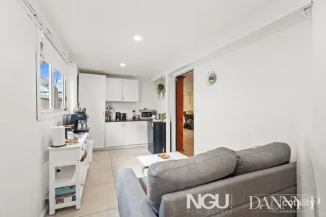 Property photo of 36 Lindsay Street Bundamba QLD 4304