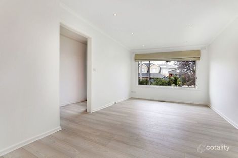 Property photo of 3/1 Adrienne Crescent Mount Waverley VIC 3149