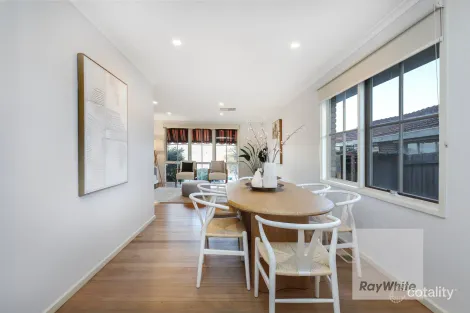 Property photo of 7 Forest Court Gladstone Park VIC 3043