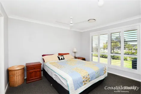 Property photo of 1 Wallaroo Street Coomba Park NSW 2428