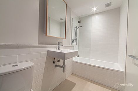 Property photo of 2/66 Overend Street Norman Park QLD 4170