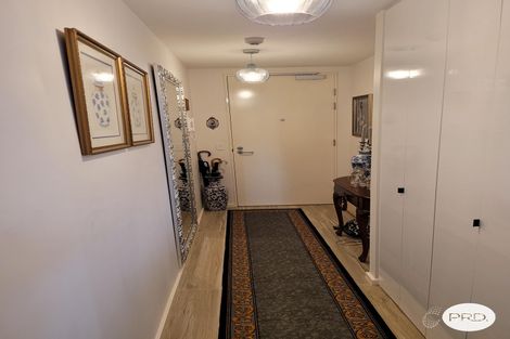 51/4 Henshall Way, Macquarie, ACT 2614