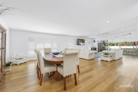 Property photo of 22 Aquarius Avenue Lake Cathie NSW 2445