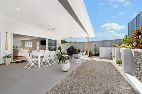 Property photo of 22 Aquarius Avenue Lake Cathie NSW 2445