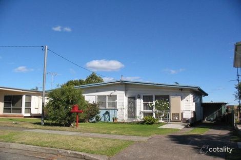 18 Conmurra Cct, Shortland, NSW 2307