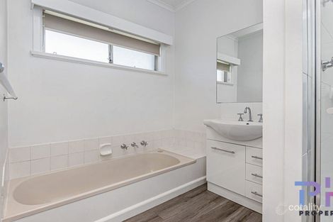 Property photo of 12 Carpenter Street Kangaroo Flat VIC 3555